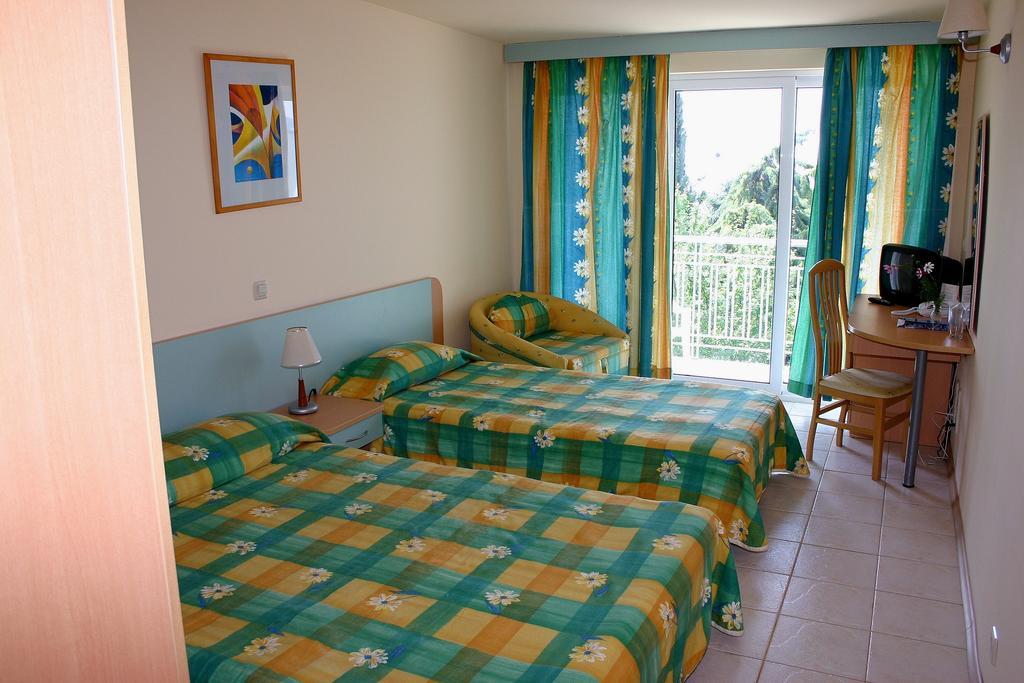 Hotel Orhidea Albena Bilik gambar