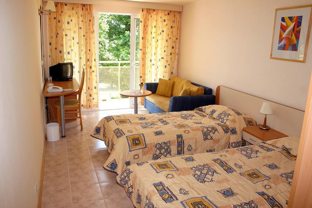 Hotel Orhidea Albena Bilik gambar